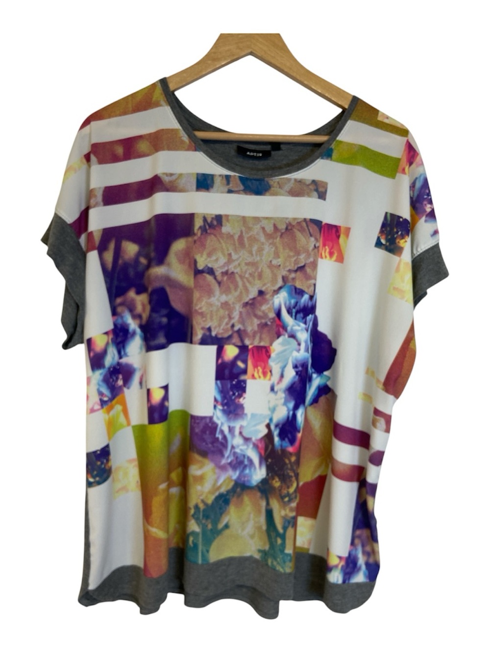 APT 9 Abstract Floral Design Gray Blouse Size 1X